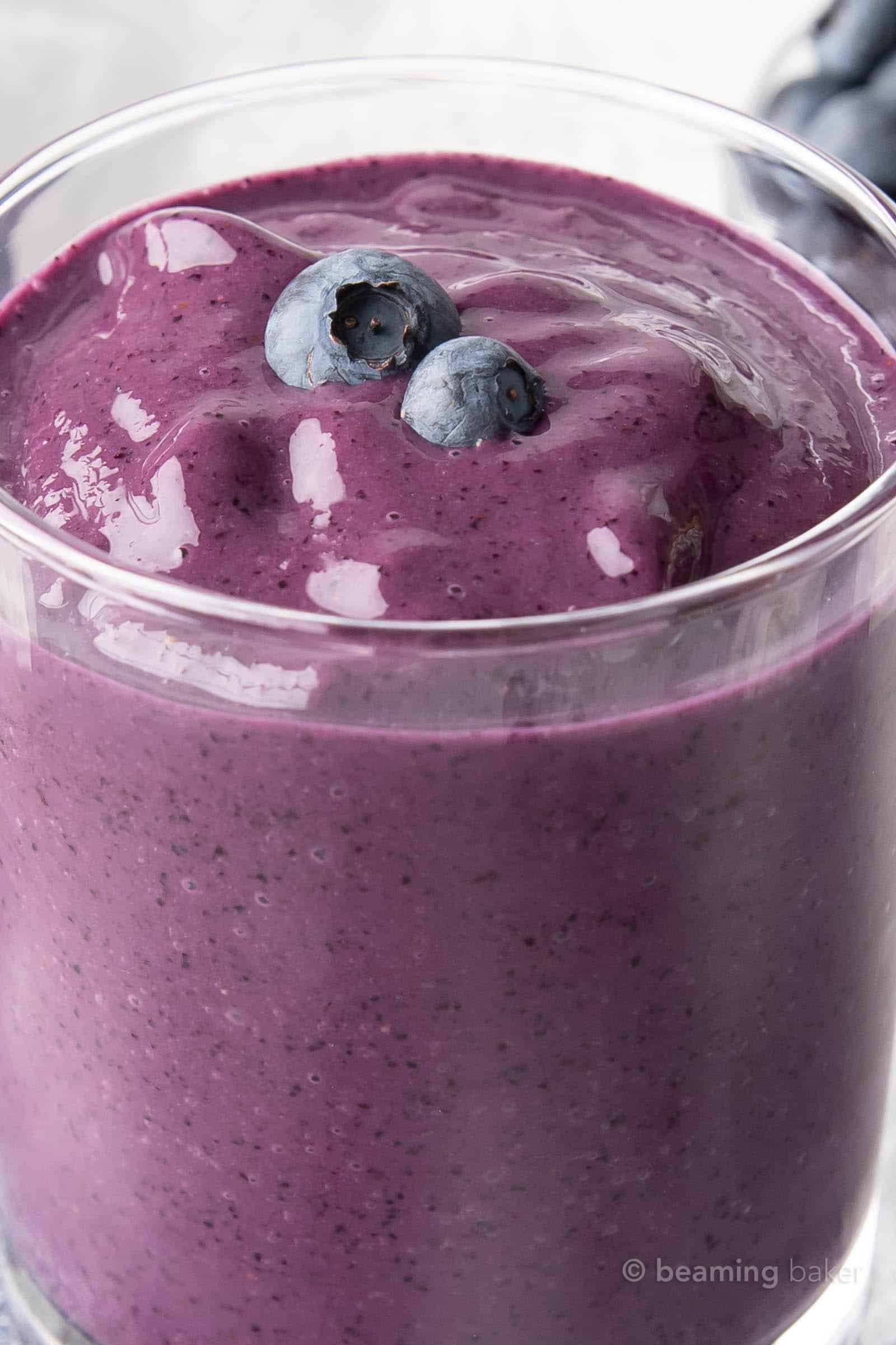 Blueberry Smoothie: just 3 ingredients for the easiest blueberry smoothie recipe ever! The best blueberry smoothie—just minutes to prep for a healthy & refreshing smoothie! #Blueberry #Smoothie #Blueberries #Smoothies | Recipe at BeamingBaker.com