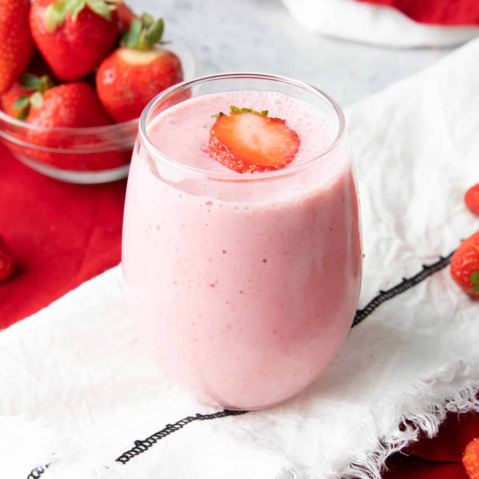 Strawberry Smoothie with Oat Milk, Soy or Almond Milk!